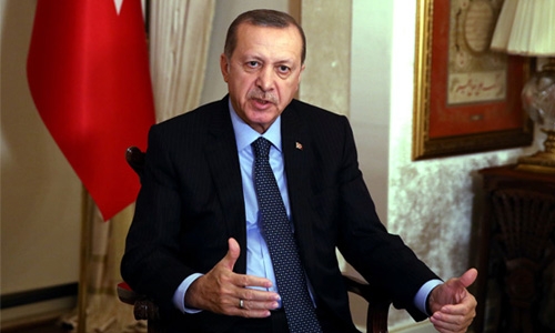 Turkey signs deal to buy Russian S-400 missile systems