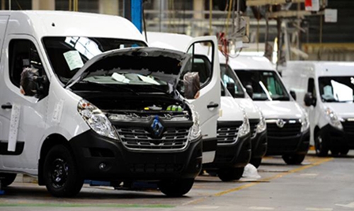 Renault shares plunge after failed pollution tests, raids Renault shares plunge after failed pollution tests, raids