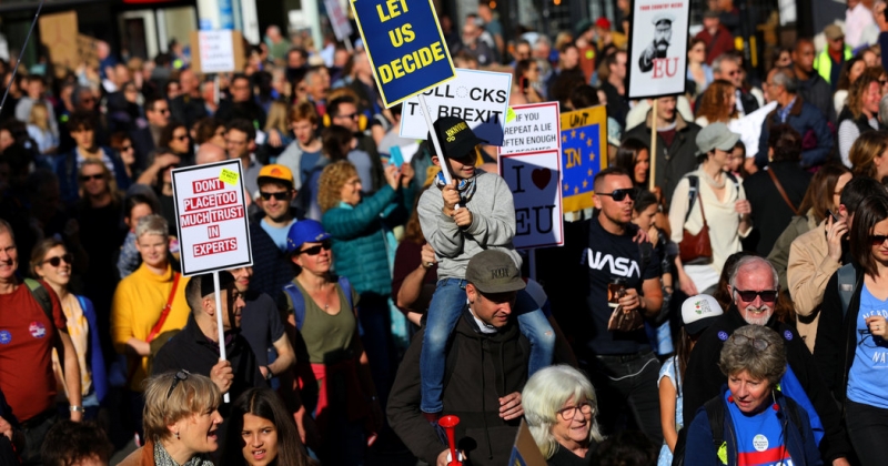 London sounds Brexit alarm London sounds Brexit alarm