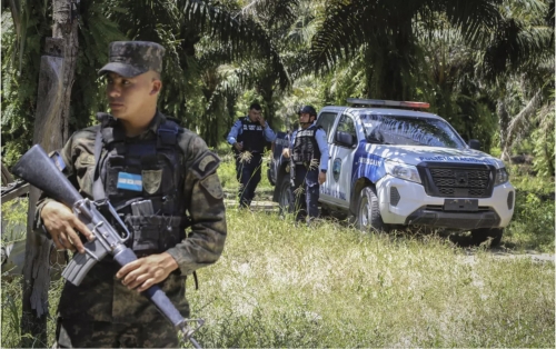 Twin Gun Attacks in Honduras: 25 Dead, Including Police Officers and Plantation Workers
