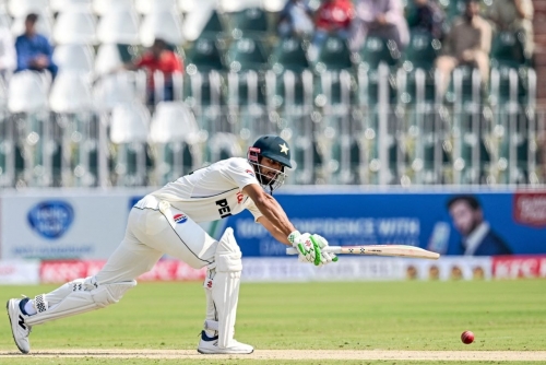 Pakistan punish sloppy South Africa to reach 259-5 in second Test Pakistan punish sloppy South Africa to reach 259-5 in second Test