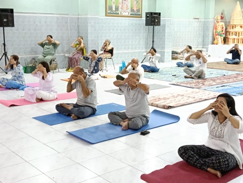 International Day of Yoga Celebrated at Shrinathji Shri Krishna Temple International Day of Yoga Celebrated at Shrinathji Shri Krishna Temple