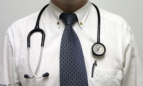 ‘Fake’ doctor performs 14,000 surgeries