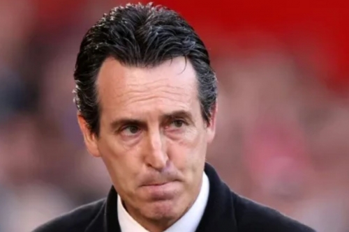 Villa boss Emery fumes as Forest star Anderson escapes red card
