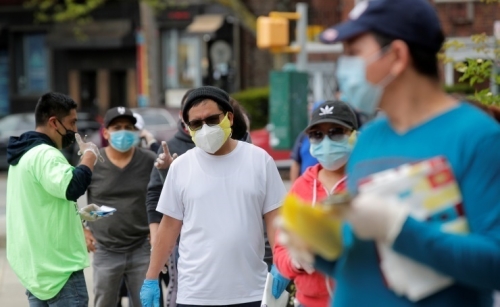 Corona around the world injuries close to 32 million and more than 976 thousand deaths Corona around the world injuries close to 32 million and more than 976 thousand deaths