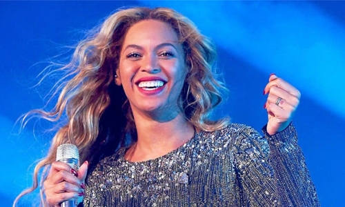 Beyonce lends star power to Texas Democrat