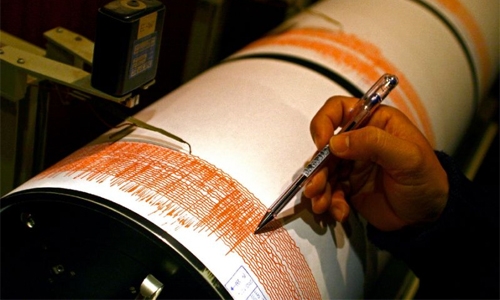 Solomons escape serious damage after powerful 7.7 quake