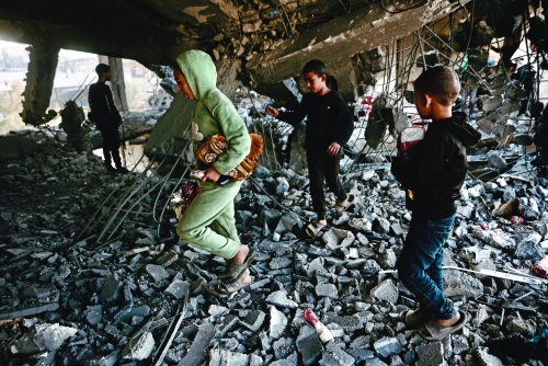 Israel launches fresh strikes on Gaza, Qatar warns of escalation Israel launches fresh strikes on Gaza, Qatar warns of escalation