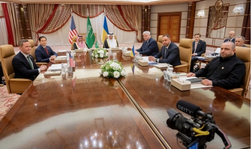 Ukraine Endorses U.S.-Proposed 30-Day Ceasefire as Moscow’s Response Remains Uncertain