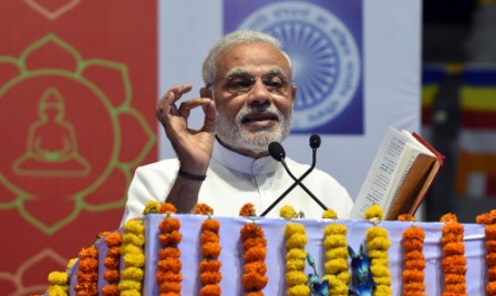 India's Modi urges 'climate justice' ahead of Paris meet