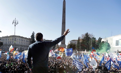 Steve Bannon Is a Fan of Italy’s Donald Trump Steve Bannon Is a Fan of Italy’s Donald Trump