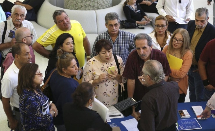 US firms keep hiring, easing worries of weakening economy