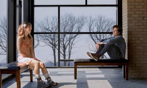 Five Feet Apart: sickly teen romance dies a slow death