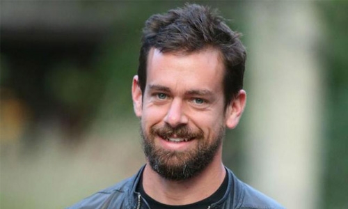 Twitter boss briefly suspended from his own network