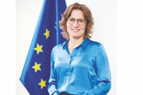 EU drops plans to revise chemical rules 