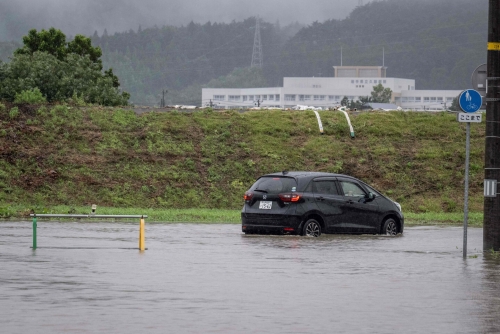 Japan cancels flights and trains as another typhoon approaches Japan cancels flights and trains as another typhoon approaches