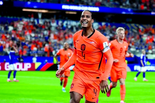 World Cup pressure mounts as Netherlands meet in-form Sweden