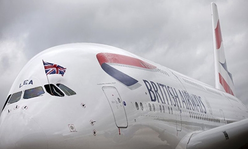 Suspected drone hits plane during Heathrow landing