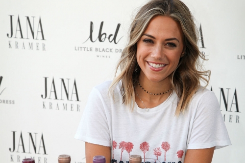 Jana Kramer reveals she had some ‘flings and flirts’ while separated from husband Mike