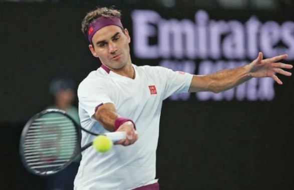 Djokovic, Federer cruise into quarters Djokovic, Federer cruise into quarters