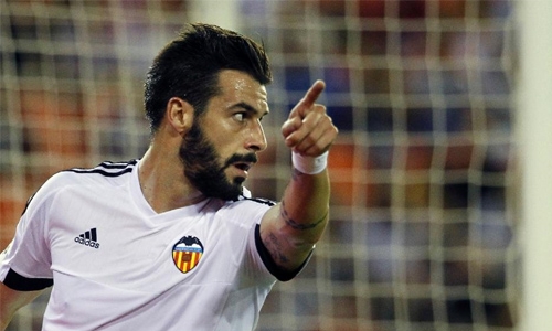 Valencia beat Sevilla to ease relegation fears Valencia beat Sevilla to ease relegation fears