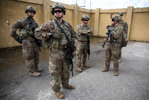 Washington warns of shutting its embassy in Iraq; Fear of war looms large