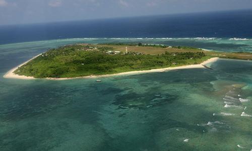 Hague court agrees to take up South China Sea row