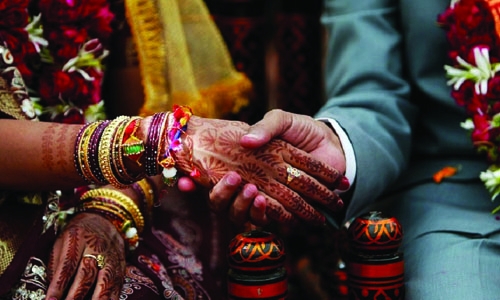 Pakistan passes landmark Hindu marriage bill