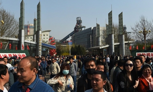 China to cut 500,000 steel and coal jobs this year