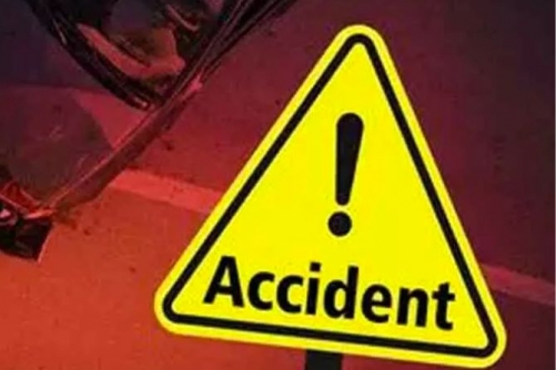 Car loses control, injures two children Car loses control, injures two children
