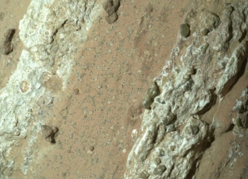 Speckled Martian rocks ‘clearest sign’ yet of ancient life 