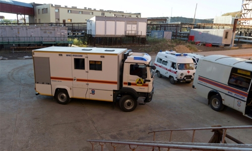 Water rises in Russian diamond mine as 8 still trapped Water rises in Russian diamond mine as 8 still trapped