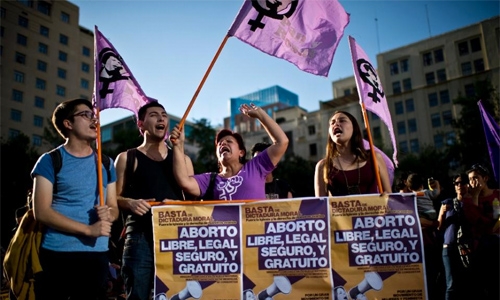 Chile lawmakers authorize abortion in limited cases