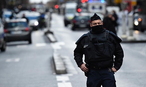 French police seek identity of fake suicide vest attacker French police seek identity of fake suicide vest attacker