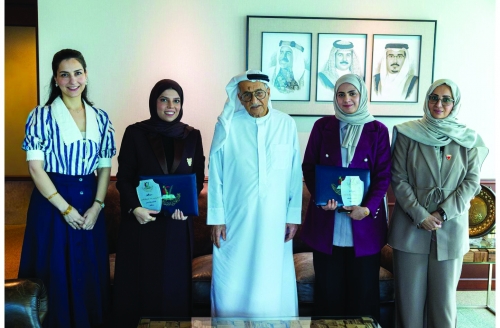 Bahraini Doctors Honored as Top Arabs in Health Specialties Bahraini Doctors Honored as Top Arabs in Health Specialties