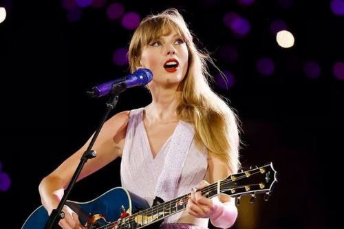 Taylor Swift files to trademark her voice amid AI clone boom