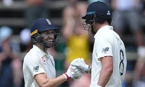 Tail-enders Stuart Broad and Mark Wood lift tourists to 400 all out in first innings in fourth Test in Johannesburg Tail-enders Stuart Broad and Mark Wood lift tourists to 400 all out in first innings in fourth Test in Johannesburg