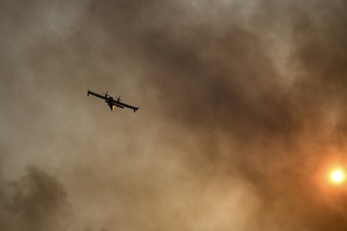 Two relief plane pilots in Greece wildfires killed
