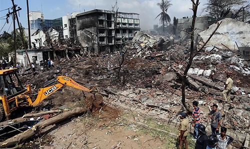 Three killed, 35 injured in Mumbai factory explosion Three killed, 35 injured in Mumbai factory explosion