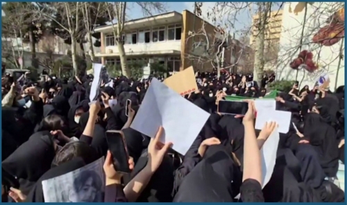 Iran Warns Students After Campus Protests