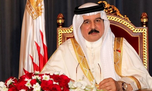 HM the King promotes Civil and Sharia court judges
