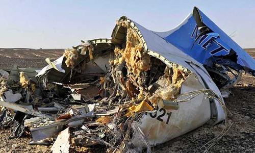 Russian airline blames Egypt crash on 'external' factors Russian airline blames Egypt crash on 'external' factors