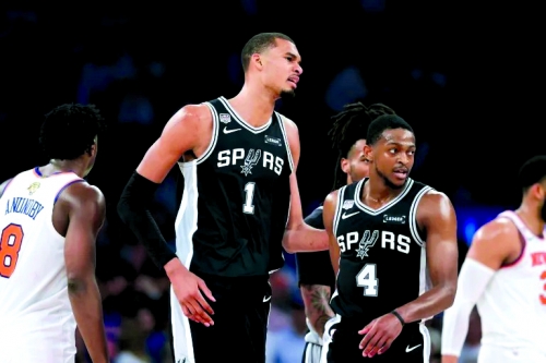 Wembanyama sparks Spurs past Knicks in NBA Finals as Trump booed Wembanyama sparks Spurs past Knicks in NBA Finals as Trump booed