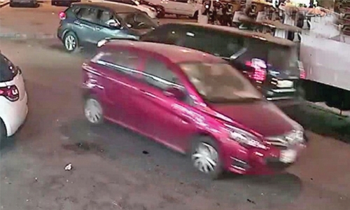 Girl abducted, released Girl abducted, released