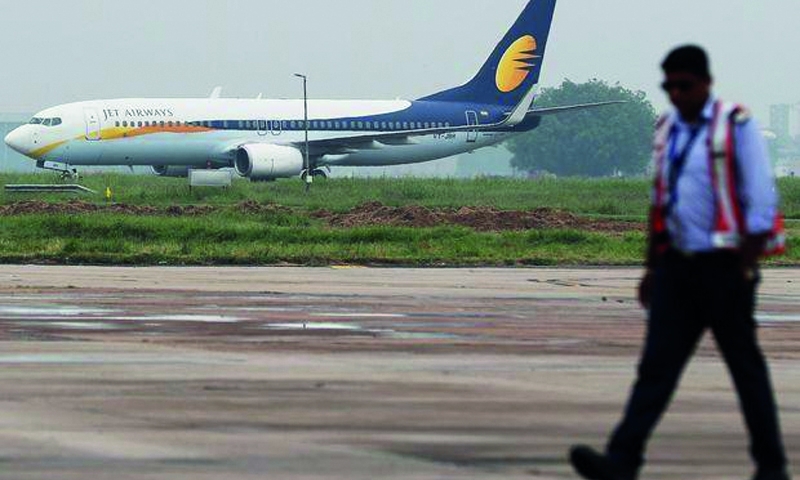 Air pressure mix-up causes mass bleeding on flight Air pressure mix-up causes mass bleeding on flight