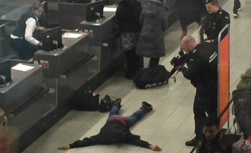 Briton detained for Amsterdam airport bomb hoax