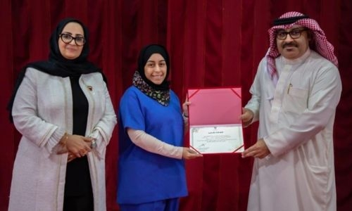 Bahrain Education, Health ministries launch 'Paramedic in Every House' program