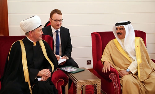 We strive to achieve peace: HM King