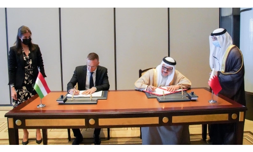 Bahrain, Hungary sign MoU for diplomatic training 