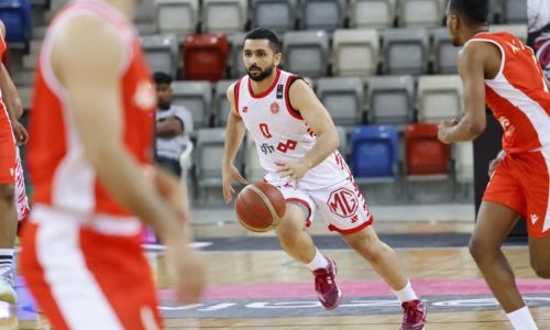 Muharraq barge into Golden Square Muharraq barge into Golden Square